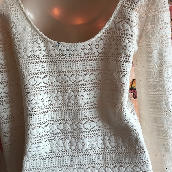 American Eagle Lace Long Sleeve - Picture 4 of 6